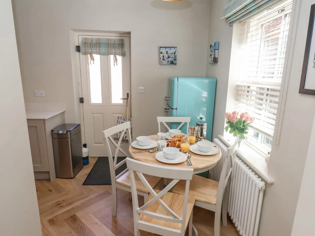 Bluefin Cottage Whitby